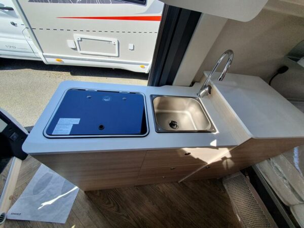 FOURGON CHALLENGER V114 MAX START EDITION NEUF