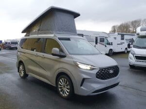 VAN FONT VENDOME AUTOCAMPER 7 PLACES 2025 NEUF