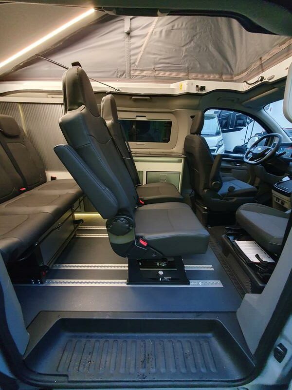 VAN FONT VENDOME AUTOCAMPER 7 PLACES 2025 NEUF