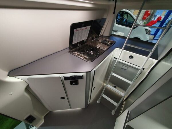 VAN FONT VENDOME AUTOCAMPER MAX NEUF