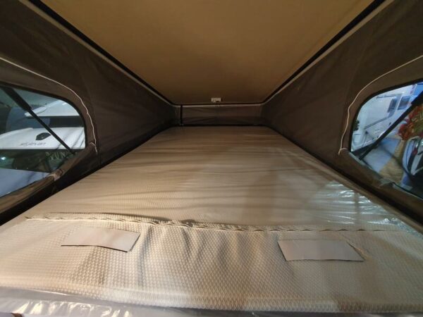 VAN FONT VENDOME AUTOCAMPER MAX NEUF