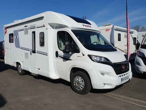 CAMPING-CAR PILOTE P 726 FC ESSENTIEL OCCASION