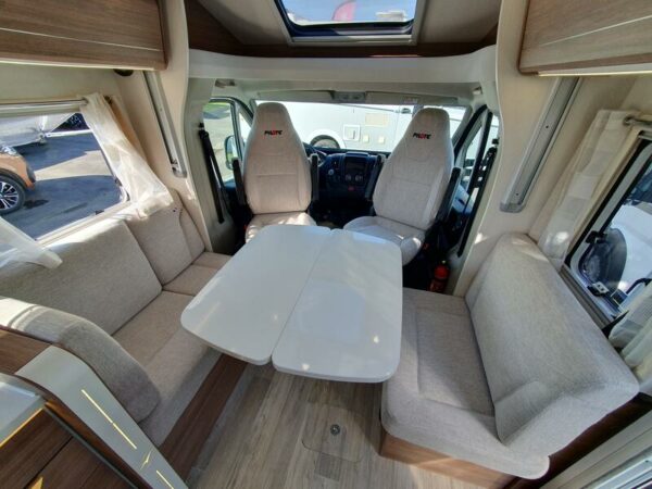 CAMPING-CAR PILOTE P 726 FC ESSENTIEL OCCASION