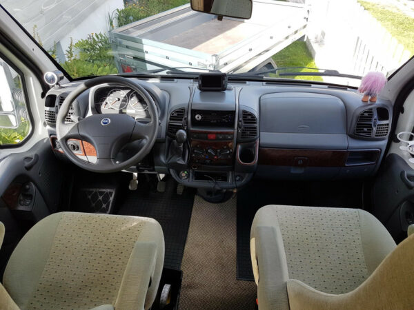 RAPIDO 763